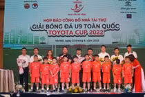 Họp báo giải bóng đá U9 toàn quốc Toyota Cup.
