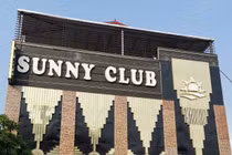 Khởi tố 3 người phát tán clip đồi trụy, giả ở bar Sunny