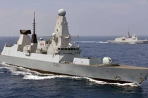 Video Chiến hạm Nga đánh chặn khu trục hạm Mỹ trên khoảng cách cực gần ở Biển Nhật Bản