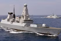 Video Chiến hạm Nga đánh chặn khu trục hạm Mỹ trên khoảng cách cực gần ở Biển Nhật Bản