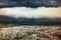 Đám mây khổng lồ khiến nhiều người tưởng ngày tận thế