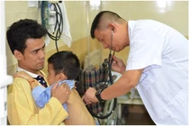 Ca hóc xương cá hiếm gặp: Chữa mẹo dễ tử vong