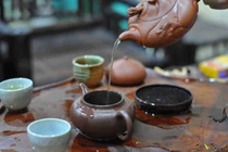 Nhận biết các chất hòa tan trong chè