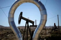 Giá dầu sẽ tăng tới đâu trong nửa cuối năm nay?