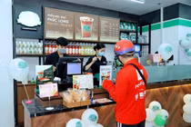 Đặt mua trà, cafe Phúc Long qua ứng dụng di động và được phục vụ tận nơi.