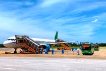 Bamboo Airways bay đưa người dân về Hà Tĩnh: Hành trình hồi hương hơn ngàn cây số