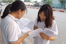 “Phá đáy” điểm sàn, chất lượng đại học đi về đâu?