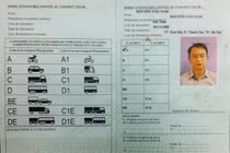 Nộp hồ sơ xin cấp giấy phép lái xe quốc tế qua mạng, thực hiện thế nào?