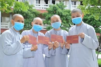 Gần 450 tăng ni của Học viện Phật giáo Việt Nam tại TPHCM hiến máu tình nguyện