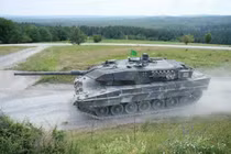 Leopard 2A7V: Video uy lực đáng sợ xe tăng hiện đại hóa sâu của Đức