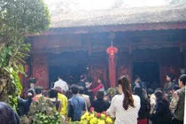 Ý nghĩa tục lễ chùa đầu năm của người Việt