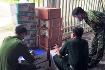 Lực lượng chức năng  kiểm tra tại hiện trường