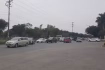 Lý do hàng trăm tài xế phải quay đầu xe khi đến đoạn giao cao tốc ở Ninh Bình