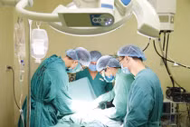 Cắt khối u xơ thần kinh ngực nặng 10kg