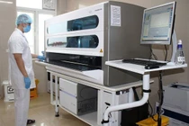 Bộ Y tế xử lý nghiêm việc nâng giá mua hệ thống máy xét nghiệm