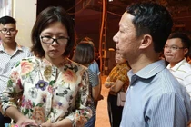 Gia đình nam sinh Gateway và nhân chứng làm việc với cơ quan điều tra