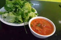 Rau sống giàu vitamin nhưng cẩn thận với bệnh sán lá 