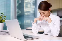 Kích thích huyệt tay trị ngay mỏi mắt