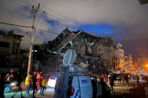 Ngừng bắn, các bên đều tuyên bố chiến thắng, Mỹ hứa hỗ trợ người Palestine, nhưng bán vũ khí cho Israel 