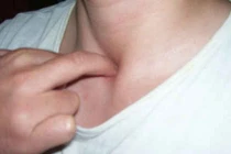 Day bấm huyệt hỗ trợ trị hen phế quản