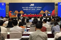 Thế chấp nhiều, vay nợ ít, bất ngờ số lãi bán niên 2019 của MB Bank