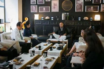 Phản ứng của ông Đặng Lê Nguyên Vũ khi được đề nghị thực chứng năng lực siêu nhiên "Qua có thể gọi mưa, gọi gió, gọi sét" 