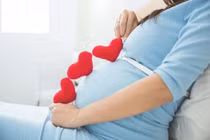 Mang thai bị sởi con có bị tim bẩm sinh?