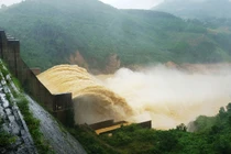 Đề nghị thủy điện hỗ trợ khắc phục thiệt hại do xả lũ