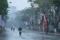 Ngày 17/3, sương mù, mưa nhỏ xuất hiện nhiều nơi ở Bắc Bộ và Bắc Trung Bộ. 