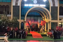 Đồng Đăng ngập cờ hoa đón Chủ tịch Triều Tiên Kim Jong Un