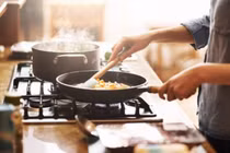 Không khí trong bếp ô nhiễm nhất