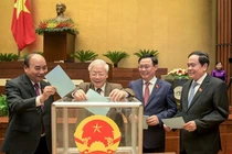 Trình Quốc hội miễn nhiệm một số phó thủ tướng, bộ trưởng