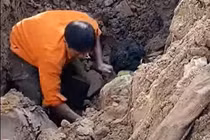 Xác minh thông tin tìm thấy người đàn ông dưới 2 m đất tại Hà Nội