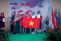 4 học sinh Việt Nam giành Huy chương Vàng kỳ thi Khoa học Quốc tế ISC năm 2019