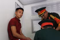 15 ngày thoát vòng vây cảnh sát của Triệu Quân Sự