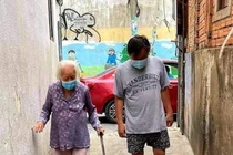 Nhật ký nhà trị liệu tâm lý: Sức mạnh của sự bao dung và giá trị của giây phút hiện tại