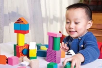 Sơn càng sặc sỡ càng nhiều chì