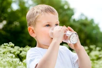 Ăn và uống đúng cách trong mùa hè 