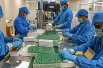 Lời hứa dang dở của nhà sản xuất vaccine lớn nhất thế giới