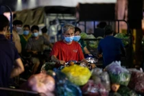 Hai chợ đầu mối dừng hoạt động, TP.HCM có đứt gãy nguồn cung?