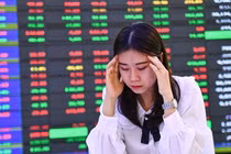 VN-Index lao dốc, mất hơn 56 điểm