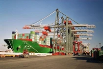 Thâm hụt thương mại với Trung Quốc lần đầu trong 10 tháng