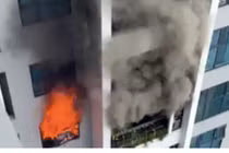 Cháy chung cư ở Hà Nội, cả trăm người tháo chạy