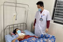 Cứu bệnh nhân bị xà beng đâm thấu ngực