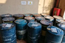 Bất ngờ quy trình công ty gốm sứ tuồn dầu thải gây ô nhiễm nước sông Đà