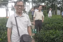 Giữ sức khỏe đi thư viện và du lịch