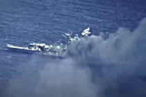 Video ấn tượng, Hải quân Mỹ diễn tập đạn thật, đánh chìm khu trục hạm mục tiêu USS Ingraham