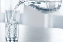 Mùa đông vẫn cần uống đủ nước