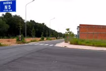 Bình Dương: Chính quyền lúng túng, hơn 7.500m2 đất công bị phân lô