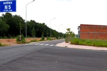 Bình Dương: Chính quyền lúng túng, hơn 7.500m2 đất công bị phân lô